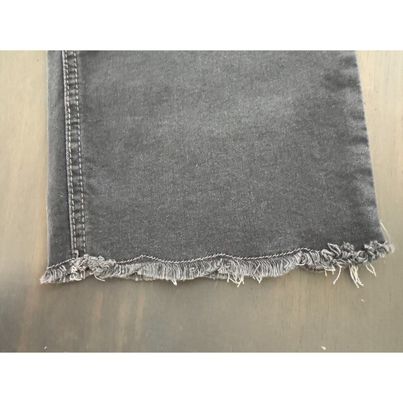 Democracy "Ab"solution Scalloped Hem Crop Jean GRAY SIZE PETITE 12 812-991 - Picture 5 of 7